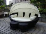 Luxury Comfortable Roofed Cane Daybed , Wicker Garden Oval Daybed