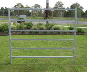 Quality 20 Portable Horse Stall Panels round Yard, Cattle Fences, Corral 14m diameter wholesale