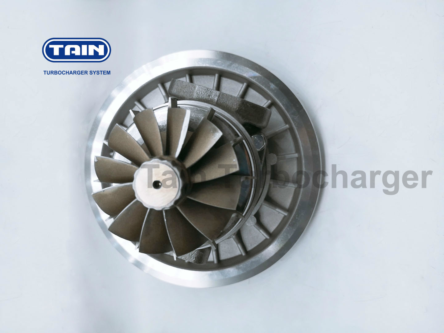 H1E Turbocharger Cartridge CHRA 3528789 3531663 For DFM Truck / Bus 6CTA Cummins 6CTA