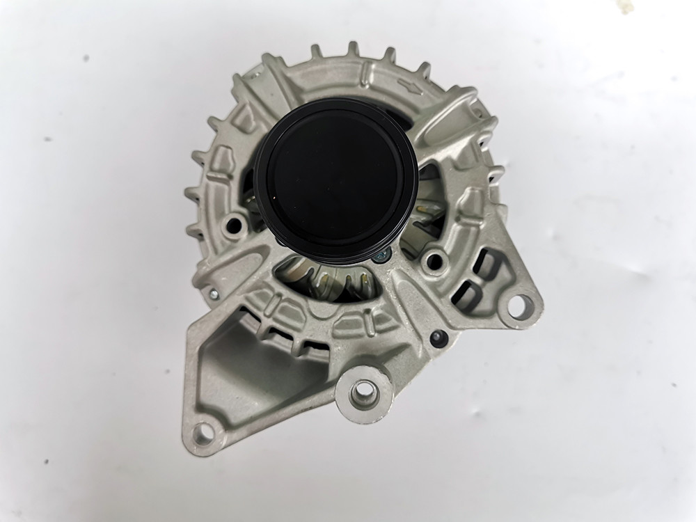 12v Car Alternator 0009062003 0009065501 0009061822 For Benz W205