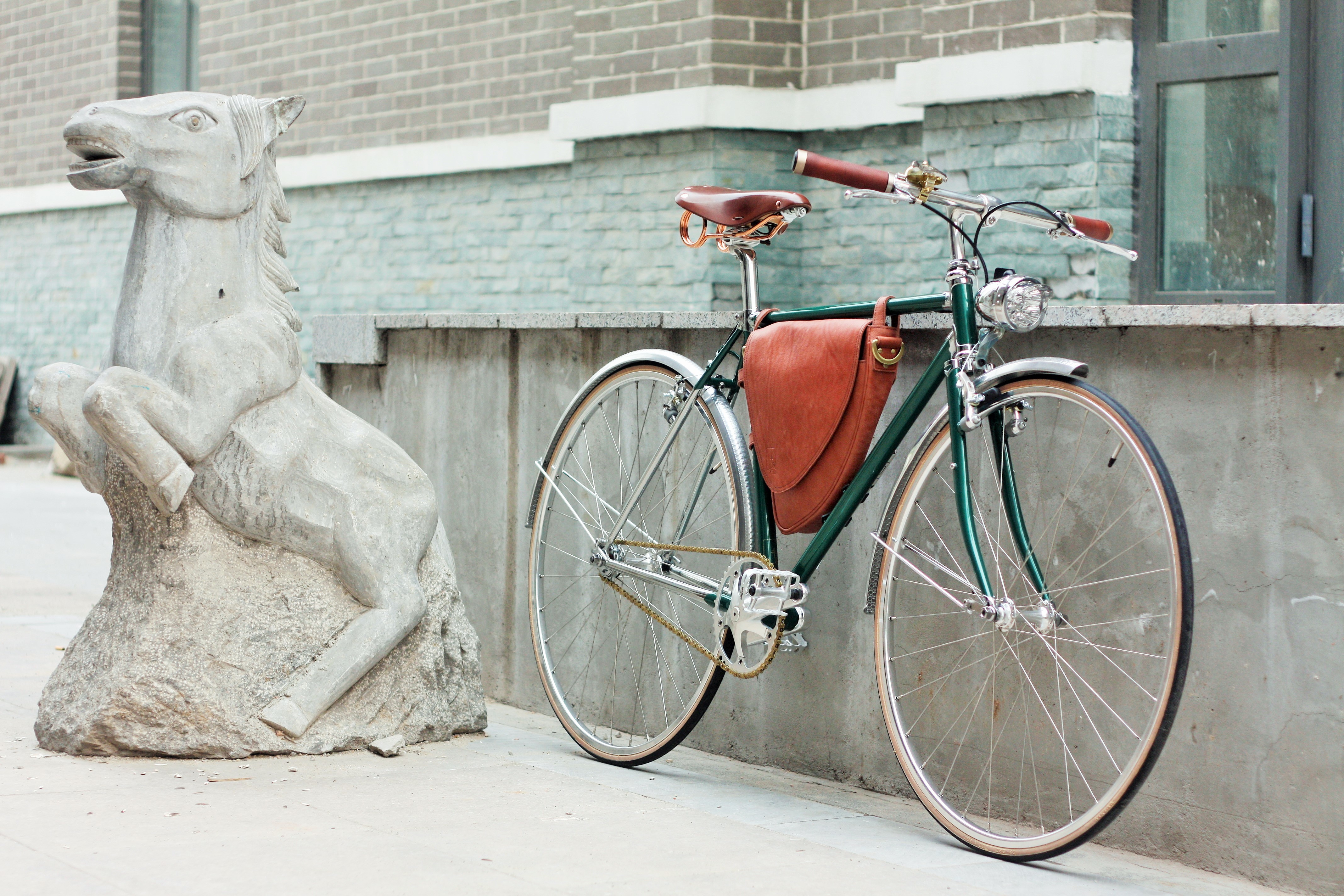 CE standard hi-ten steel 24/26 inch New York style city bike with Shimano 6/7 speed and Cowhide seat