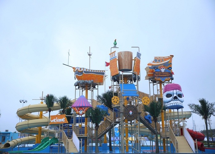 Pirate Ship Water Theme Park / Outdoor Aqua Playground For Family