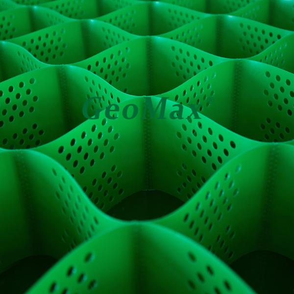 Green Black HDPE Geocell 200mm Height 356mm Welding Space For Railways Support