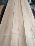 KNOTTY OAK VENEER PIPPY OAK VENEER WITH RUSTIC TEXTURE