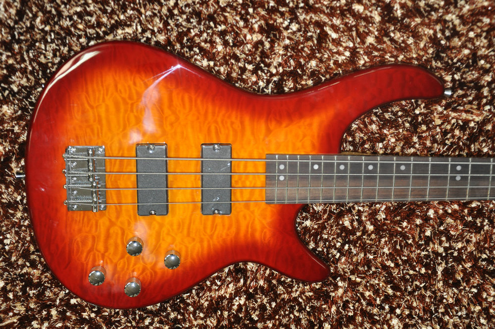 4 string bass guitar Cort GENE SIMMONS AXE Guitar