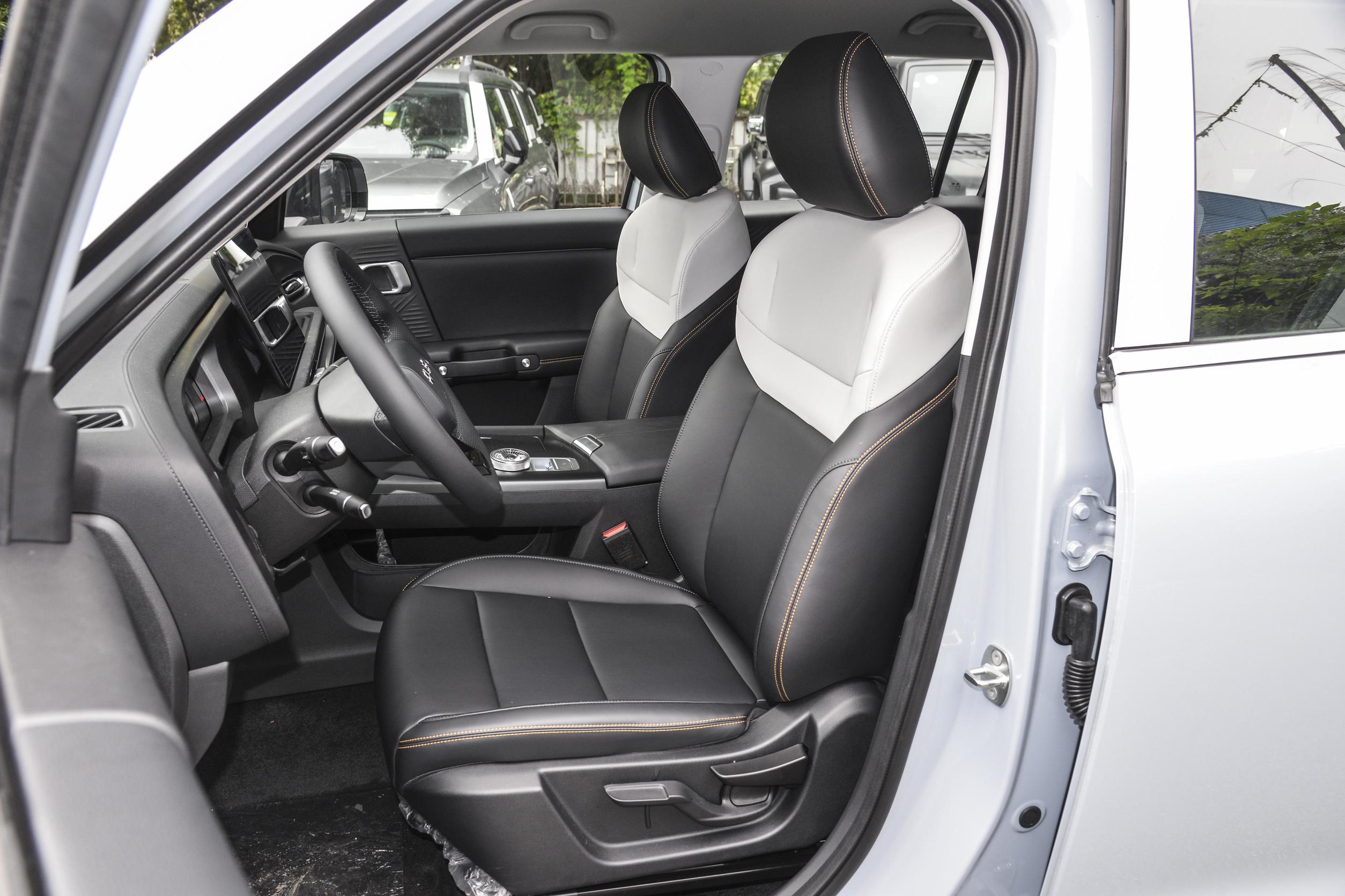 2024 Beijing Bj30 4X4 Big SUV 5 Door 5 Seats Large Vehicle off-Road SUV Gasoline Used Cars with Rear Suspension Multi-link