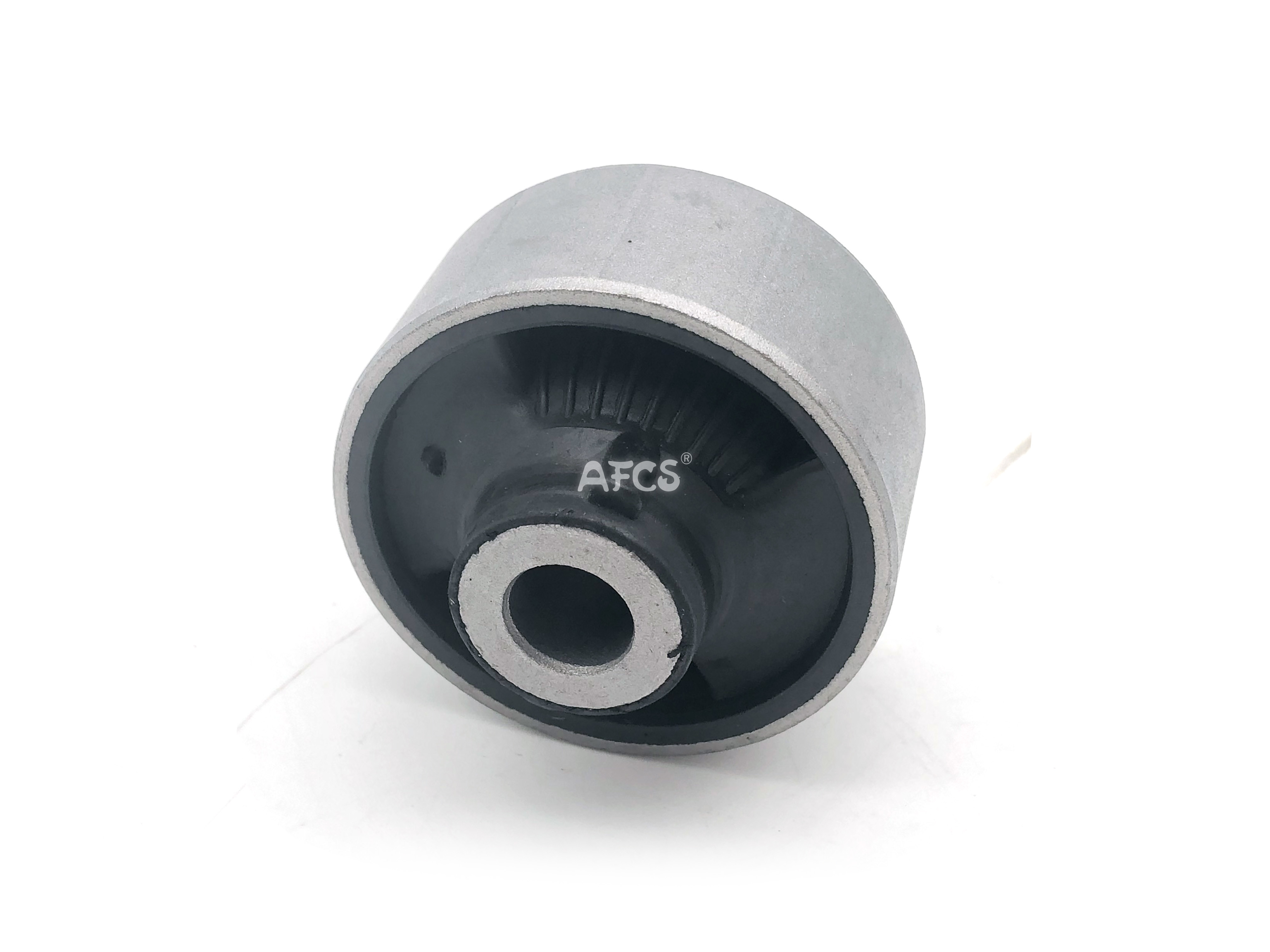 54570-En002 545001kk0b Car Suspension Bushing For Nissan Juke / Pulsar Hatchback
