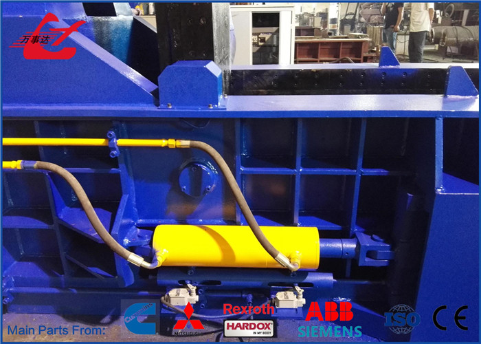 Hand Valve Control Hydraulic Metal Scrap Baling Machine For Light Metal