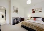 2 Story Light Steel Prefabricated Woden House , White Prefab Steel House Modular