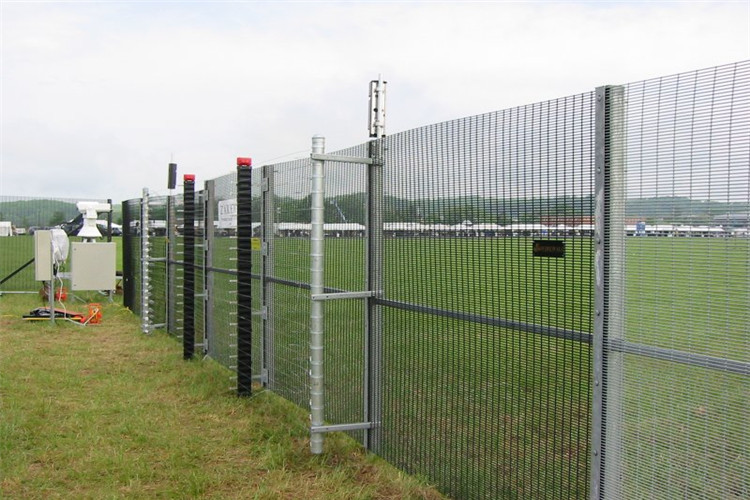 358 Mesh Fence High-Security And Anti-Corrosion Features | Security Fence, Wire Mesh Fence, Mesh Fencing