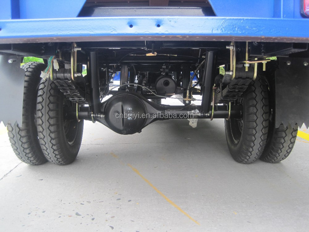 Apsonic Tricycle Five Wheel Motorcycle with 50*100 Beam Chassis and 5-Speed Gearshift
