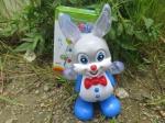 New hot sale toy, electric lighting toy, can sing and dance, walking swing