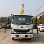 3.2Tons 4Tons truck crane small crane truck 4x2 cargo truck with crane sales
