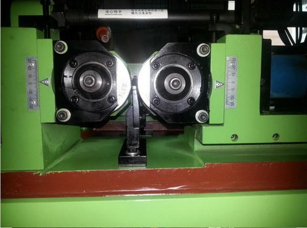 Hydraulic Iron Rebar Thread Metal Forming Machinery , 0.4-2.0P Range Of Pitch