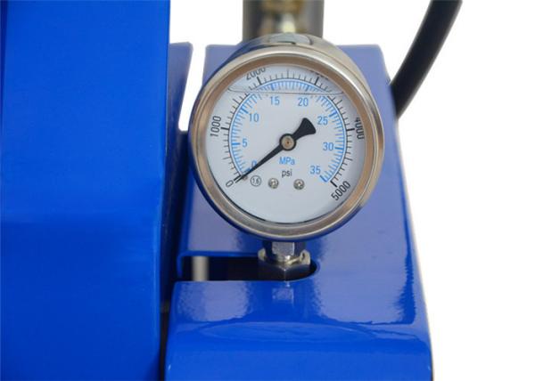 Durable PU Foam Spray Machine , Polyurethane Foam Equipment 120 Meters Hose