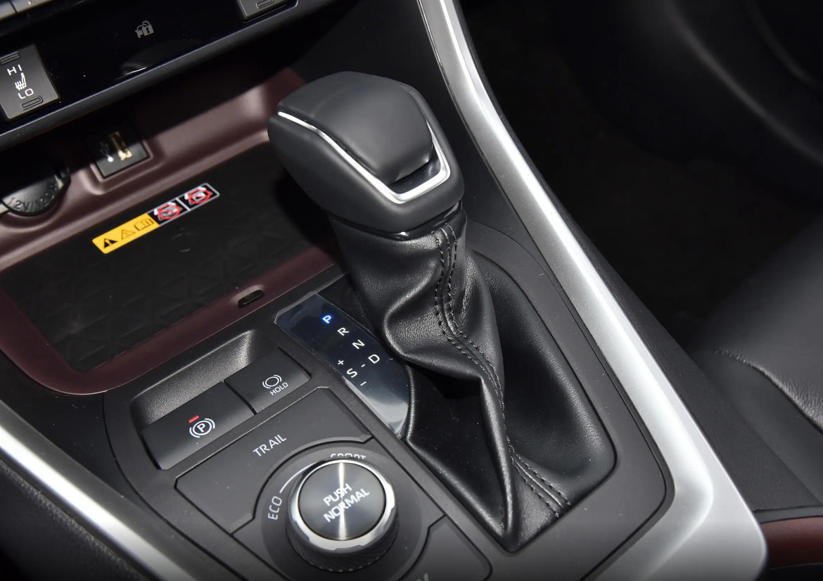 2023/2024 All-New 2.5L 178hp E-CVT 2WD Hardcore Off-Road Intelligent Electric Hybrid Compact SUV For Toyota RAV4
