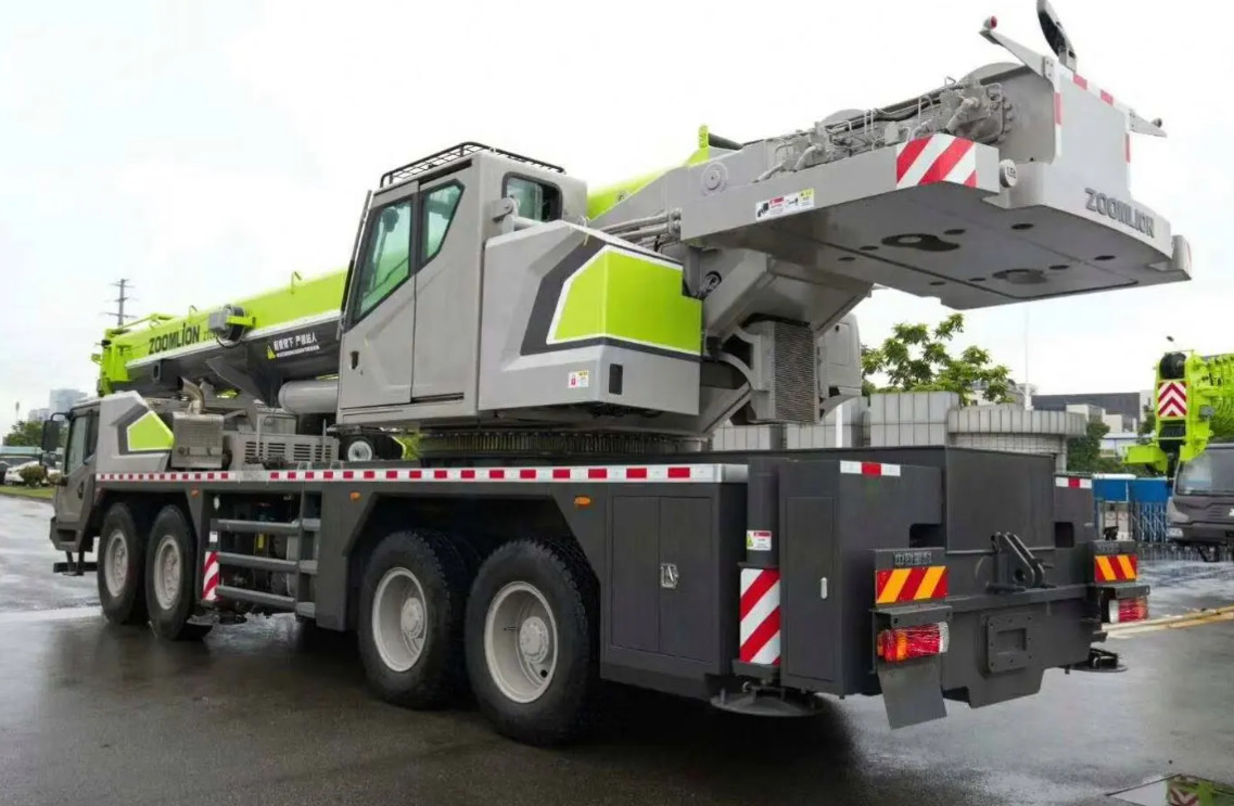China Top Brand Zoomlion New 20 Ton Grue Mobile Crane Truck