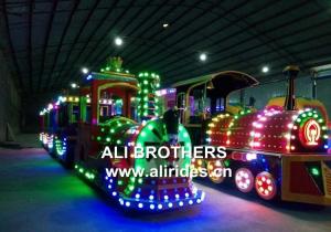 Quality Train Rides Electric Amusement Park Trains For Kids Birthday Parties Sale wholesale
