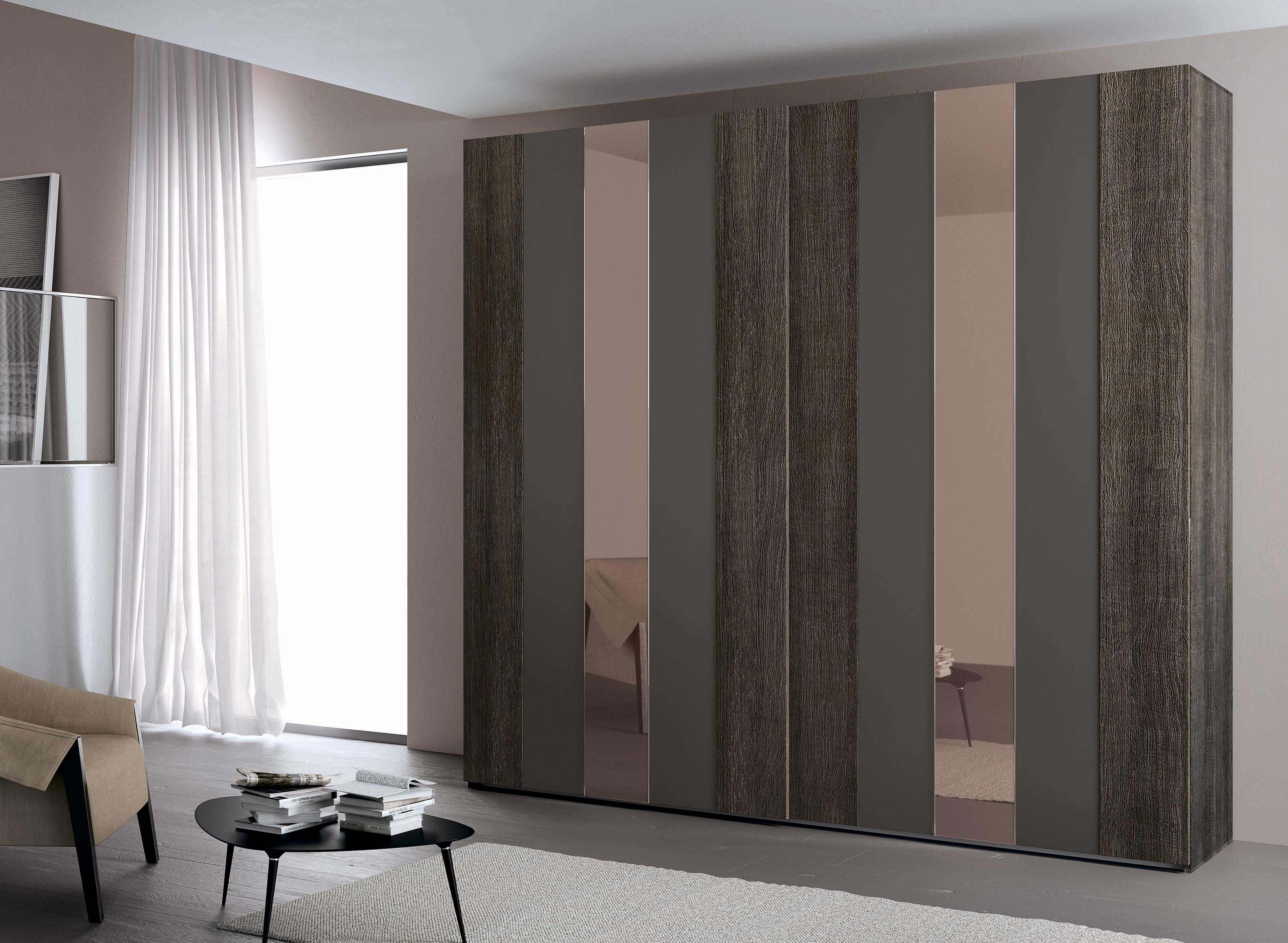 High End Customized Wooden Closet for Waterproof Wardrobes in Bedroom Customization