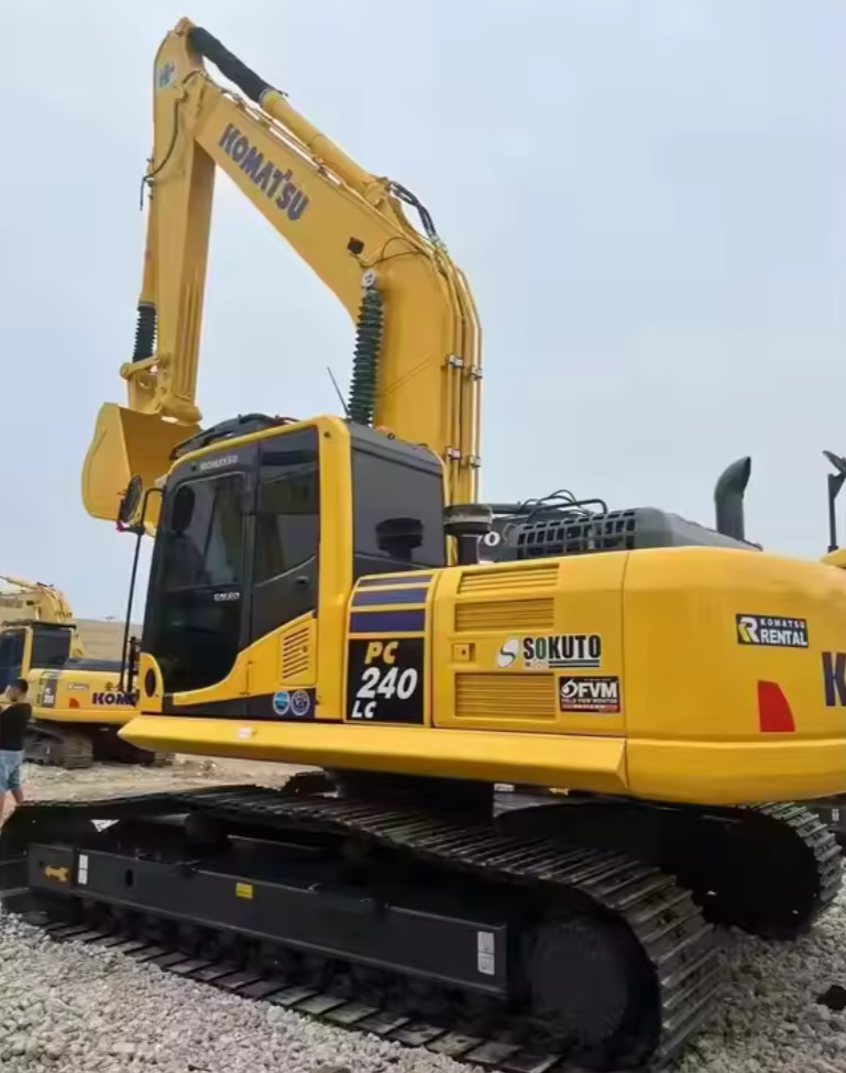 Used Excavator Komatsu PC240-8 Japan Brand Crawler Digger 24 Ton With Low Price