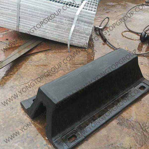 Cheap Customized Shore Rubber Fender System for sale
