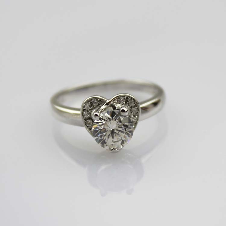 Women Jewelry 925 Silver 6mm Round Cubic Zirconia Heart Engagement Ring (F33)