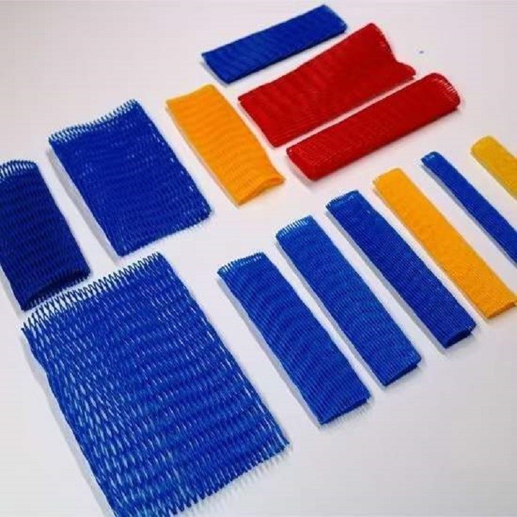 Polyethylene Mesh Plastic Protective Netting Sleeve For Stretch Bottle Metal Parts