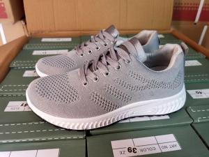 Quality Ladies Flyknit Sport Shoes wholesale