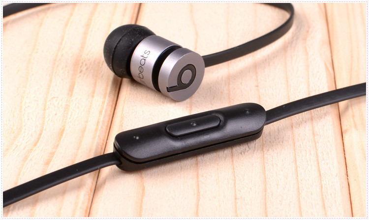 Beats by Dr. Dre UrBeats In-Ear Earbud Headphones With ControlTalk - Space Gray made in china grgheadsers.com