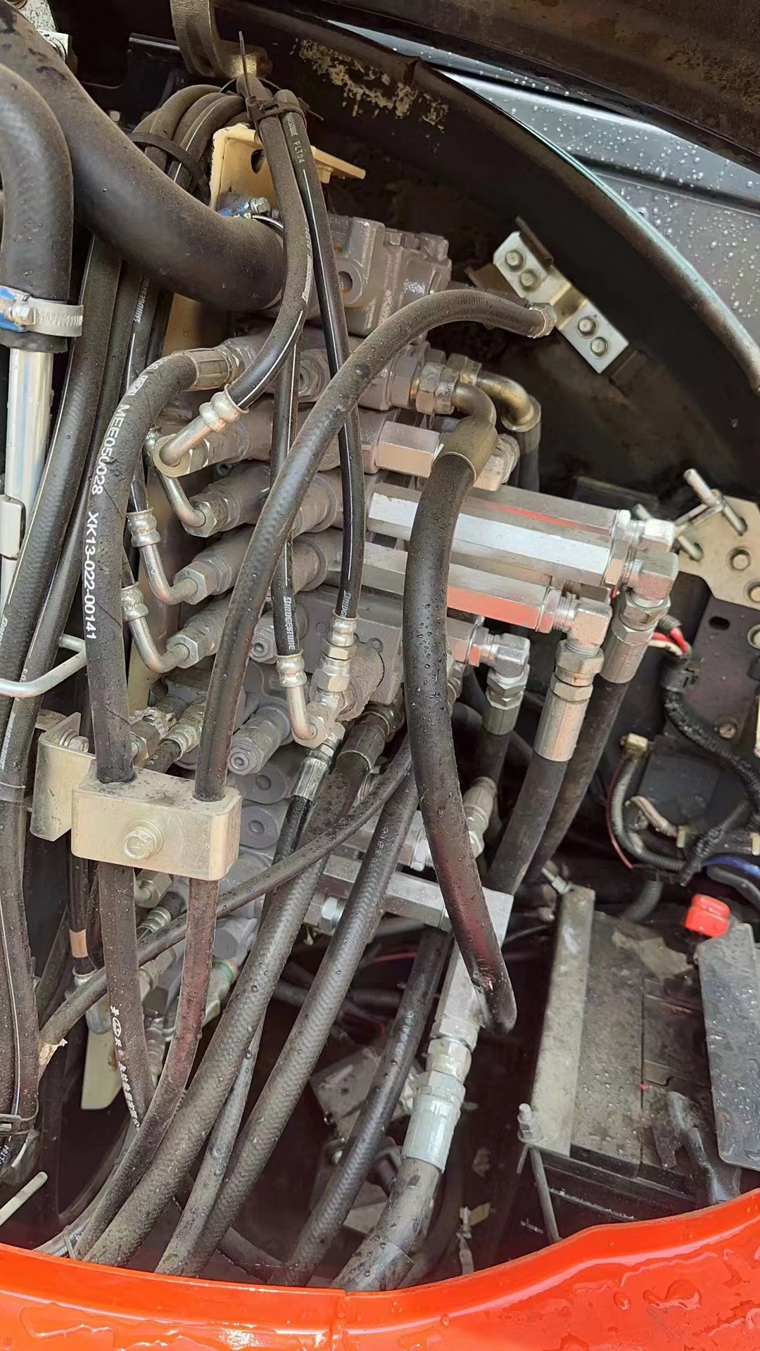 Used mini digger Kubota165 Japan origin cheap price/Second hand hydraulic crawler Excavator Kubota165 High quality
