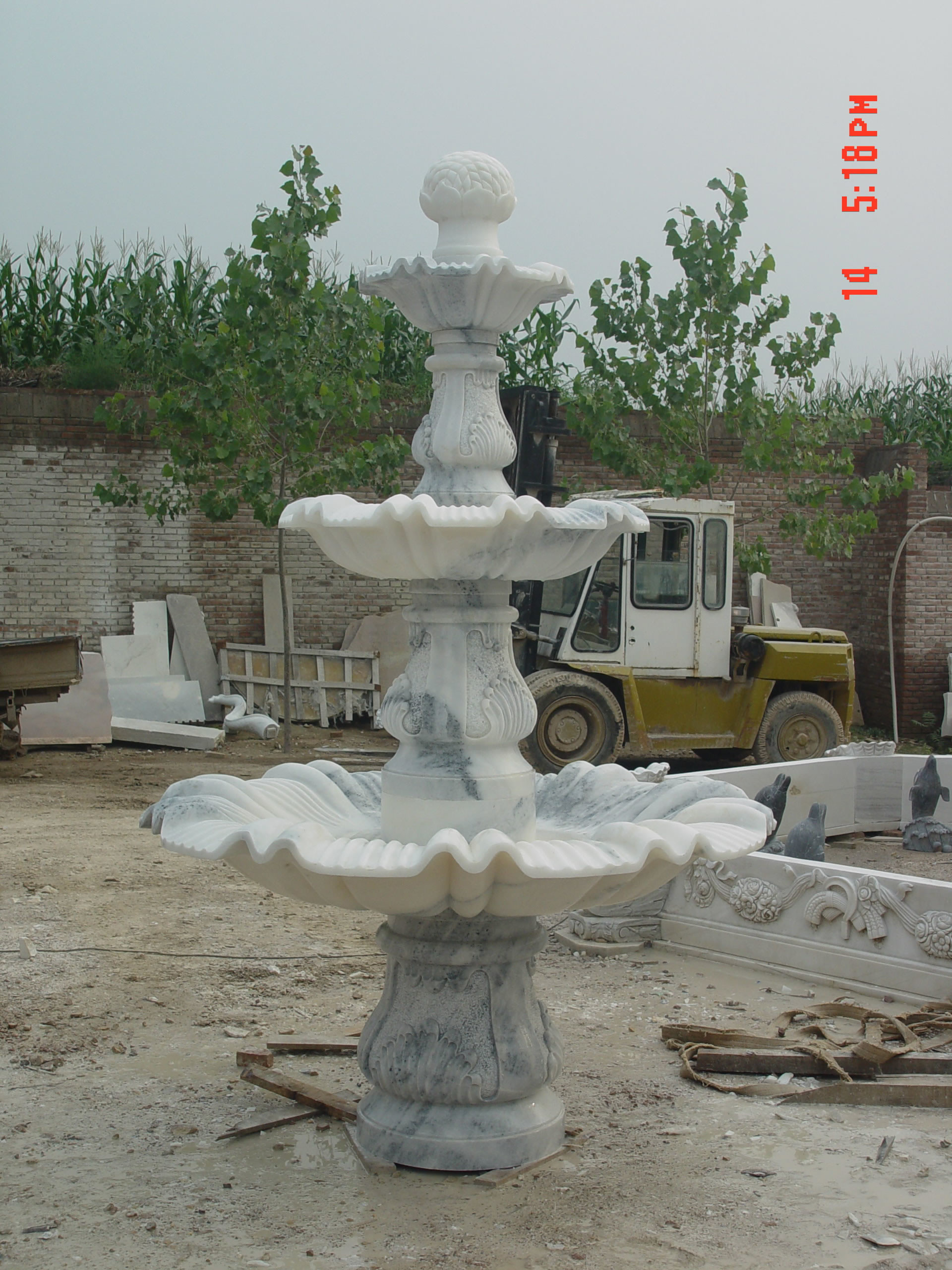 Pool Water Fountain With Contemporary Stone Elephant Statue