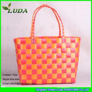 Quality LUDA ladies plastic beach bag fashion pp woven shopping bags wholesale