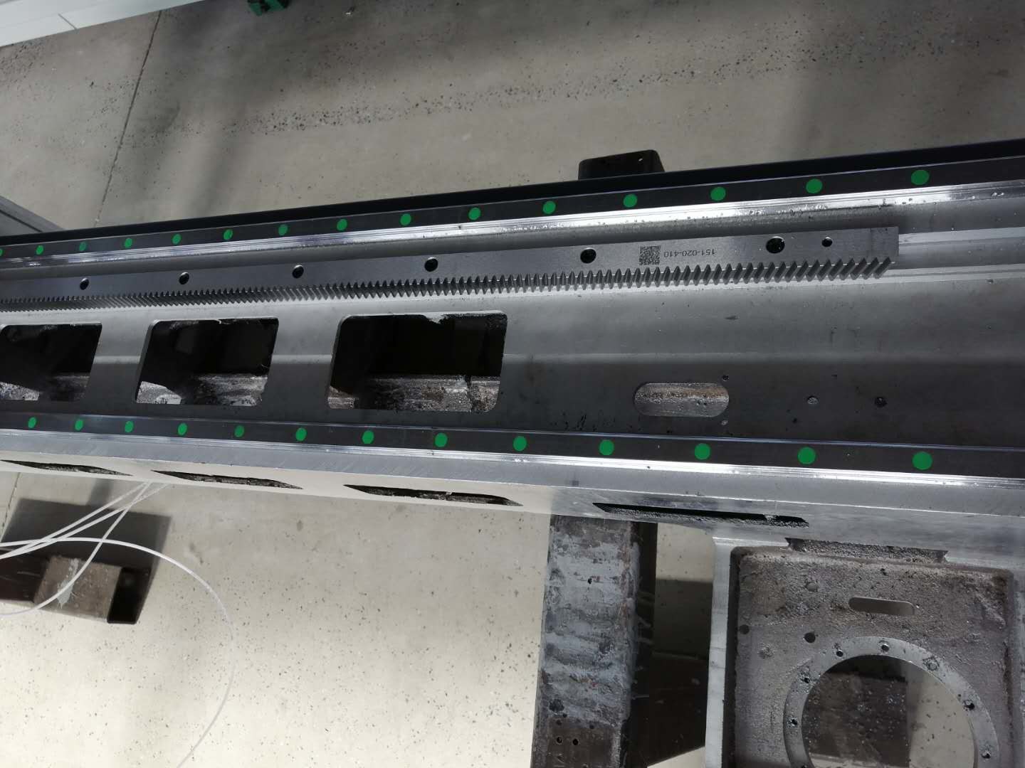 Large Fiber Laser Tube Cutting Machine CNC Laser Cutter And Engraver High Power