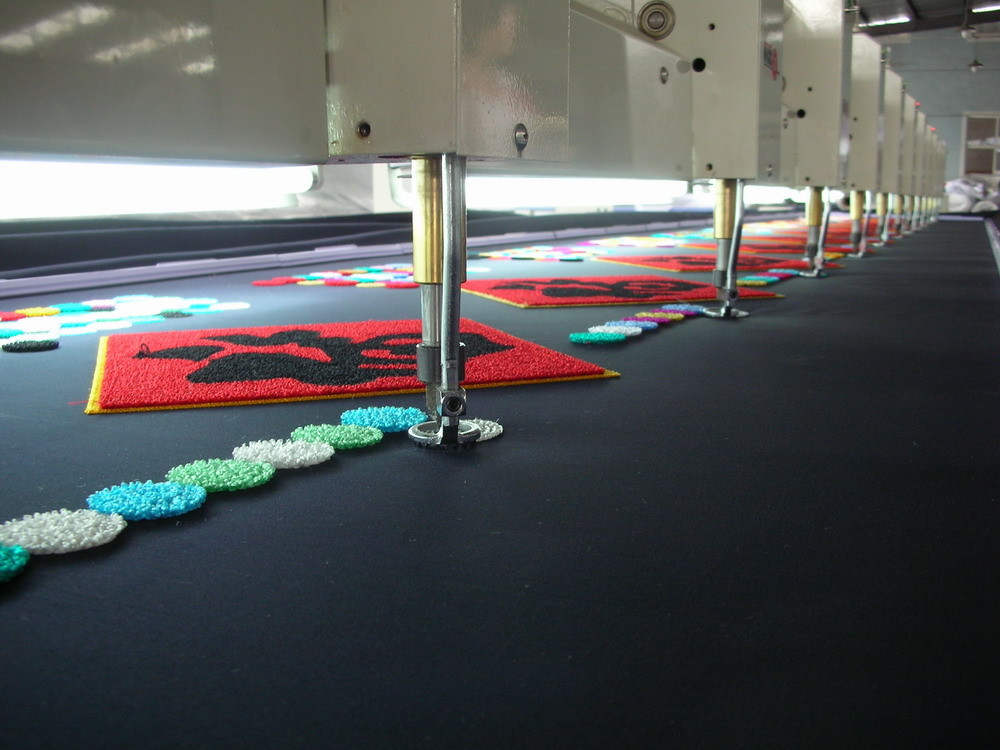 Large Capacity Towel Embroidery Machine , Industrial Monogramming Machine