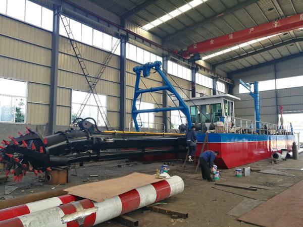 22inch Model Mud suction dredger ship 50kw 38 Meters Long Used For River