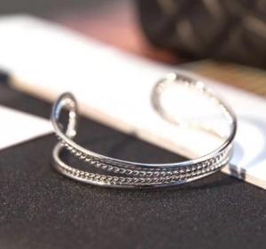Quality (B-122) Fashion Design Women Gift Rhodium Plated White Brass Cable Cuff Bracelet wholesale