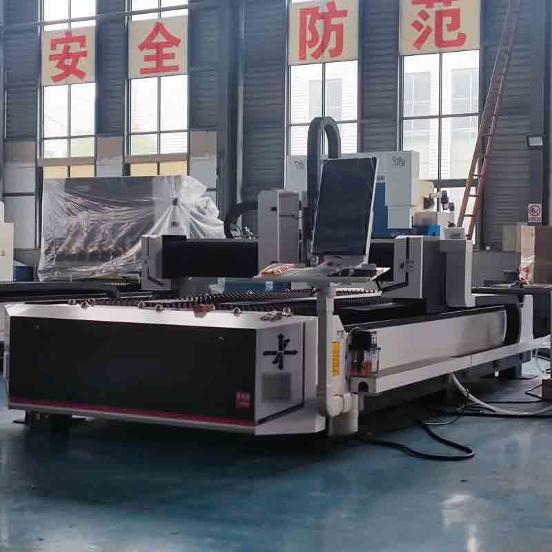 3000W Laser Cast Aluminum Beam With 1500*3000mm Working Area Laser Cutting Machine