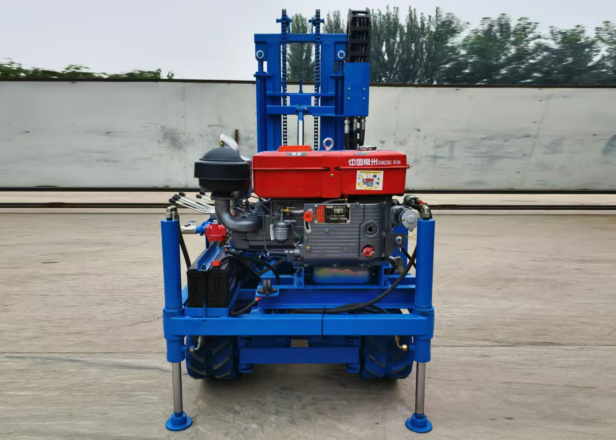 Diesel Engine Crawler Mounted Drill Rig for Water Well Borehole Drilling