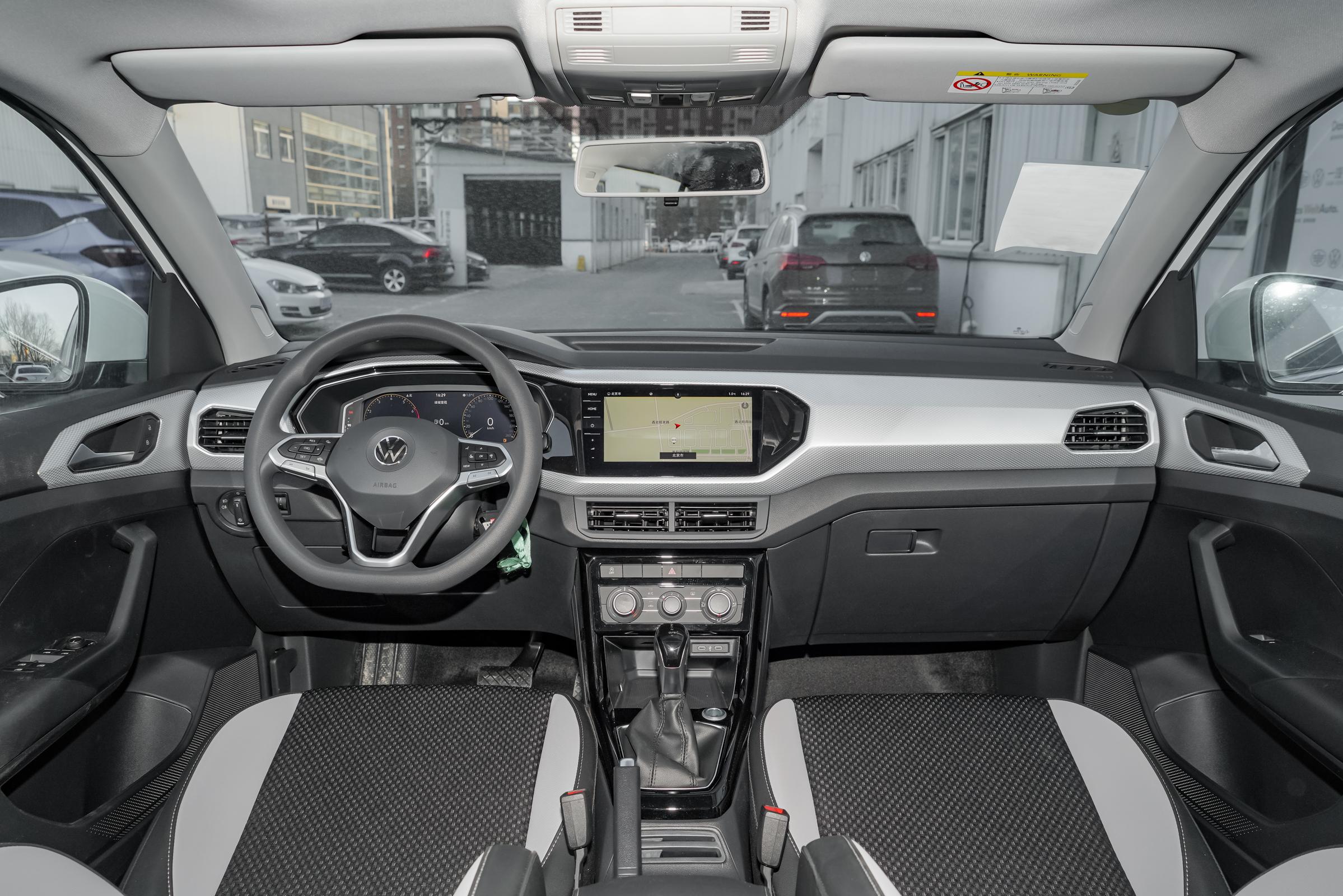 2023 VW TACQUA SUV 1.5L Manual ESC and Maximum Torque of 100-200Nm Cutting-Edge Technology