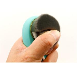Quality Facial Cosmetic Contour Makeup Brush Carbon Fiber Hair Face Washing Brush wholesale