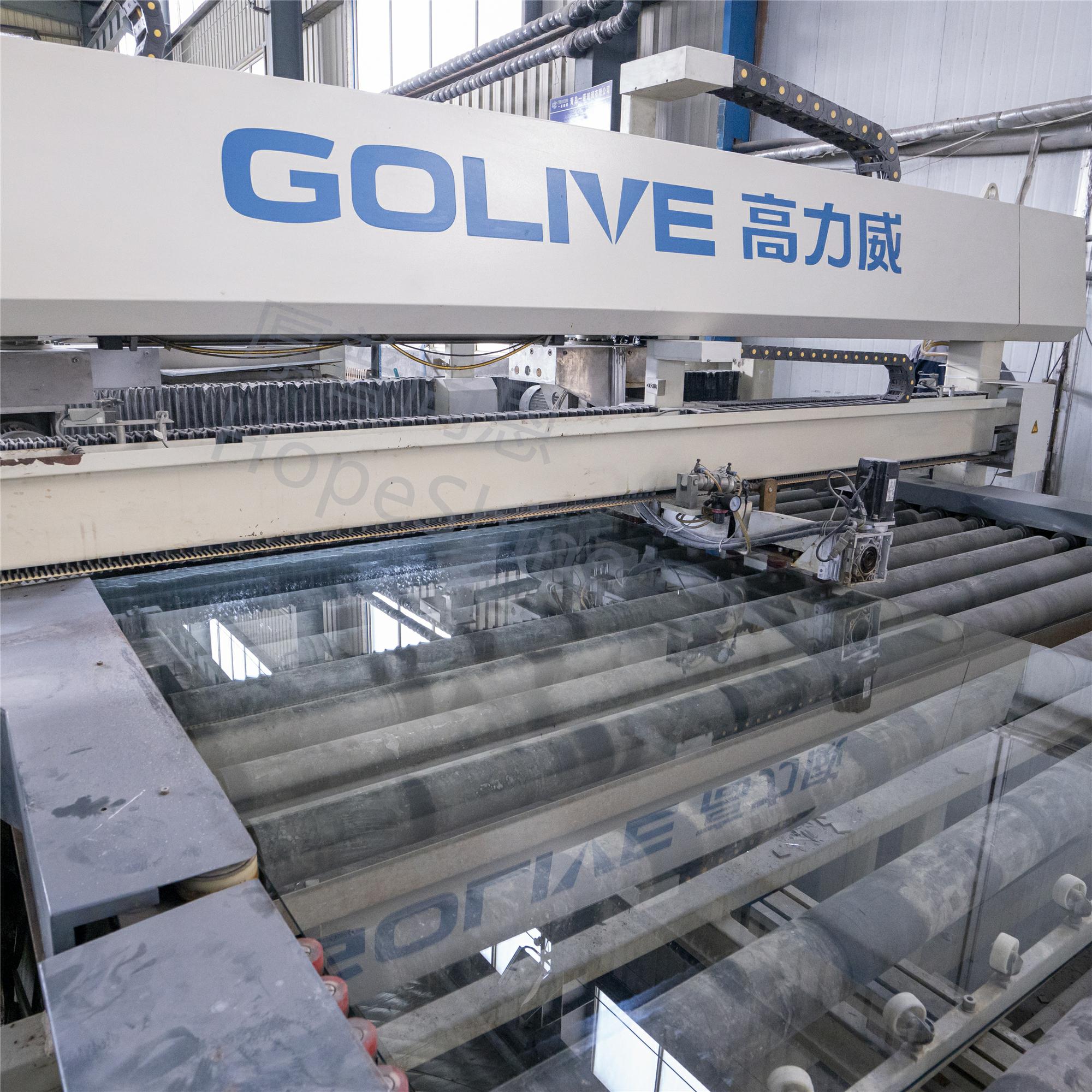 Photovoltaic Clear Float Glass Transparent Tempered Glass For Solar Panel Greenhouse