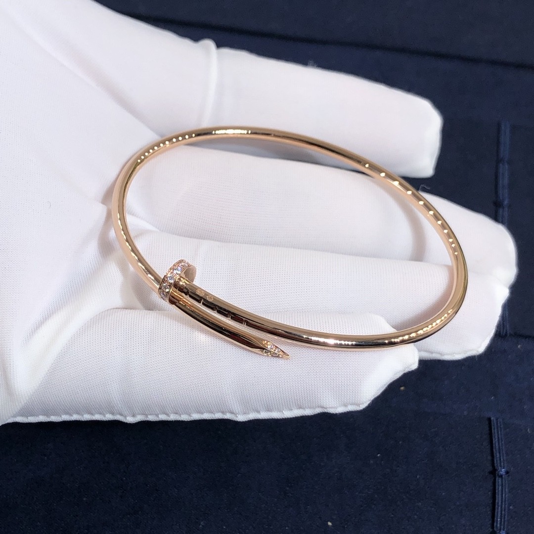Elegant Car Tier 18k Gold Juste Un Clou Bracelet Small Model Natural Diamonds