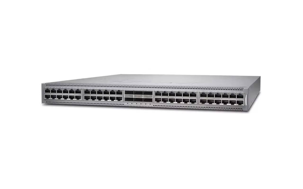 Customized EX4300-24P High Capacity EX4300 Series 24 Port 715W AC PS POE Ethernet Switch with Advanced Network Management