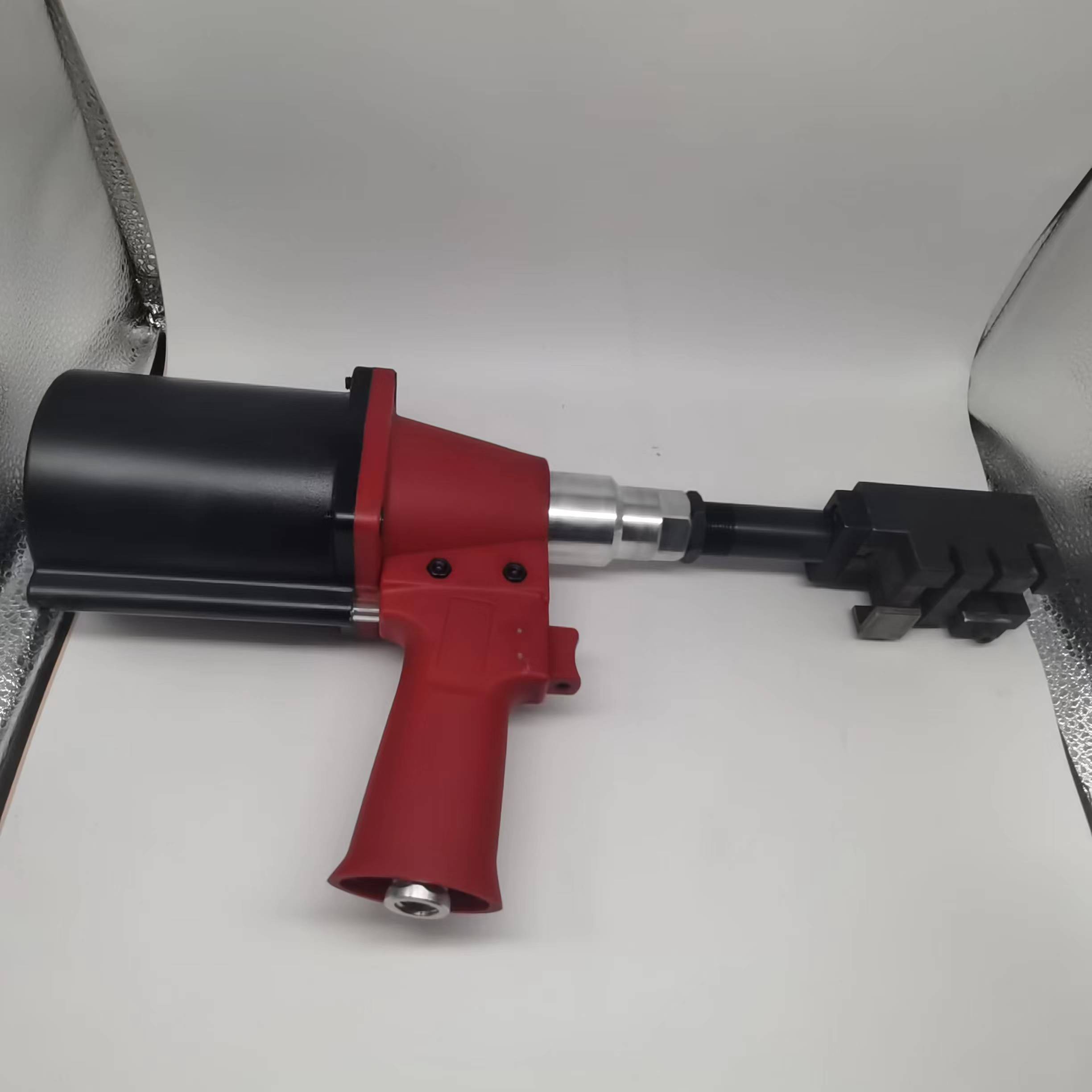 13mm Stroke Pneumatic Aluminium Window Punching Machine
