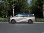 Diesel Petrol Hybrid MPV 7 Seater Cars Automatic With 50L Fuel Tank Capacity