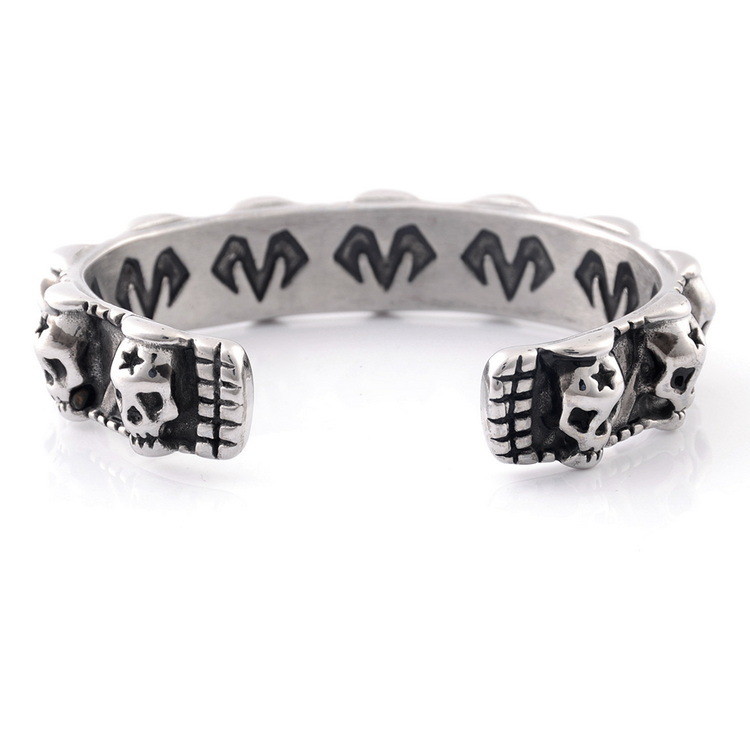 Retro skull bracelet for men, niche design, trendy and fashionable men's bracelet