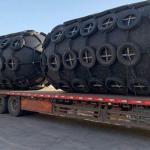 Flexibility Cylindrical Pneumatic Marine Fender / Airbag Rubber Fender With