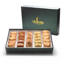 Quality Recycle Paper Cardboard Baklava Food Gift Packaging Indian Sweets Boxes Custom Logo With Plastic Tray wholesale