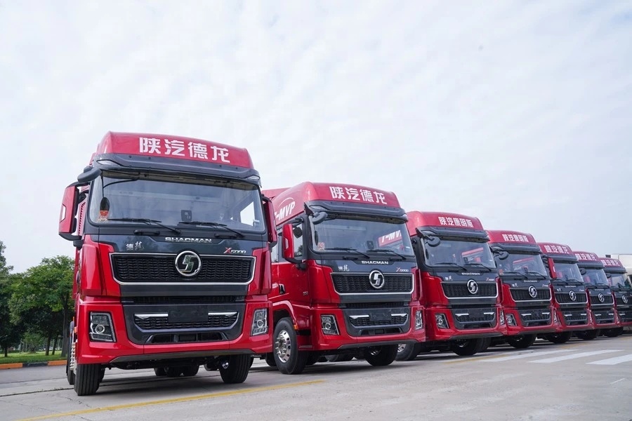 Shacman Sinotruck Dongfeng Tractor Truck Head Trailer Truck Euro 3 385HP 6X4