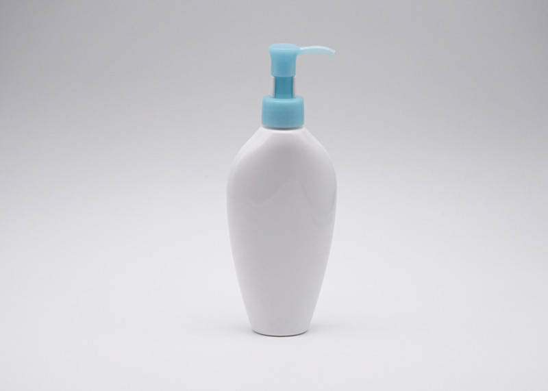 60ml 50ml Plastic Fine Misty Spray Bottle PE Cosmetic Round Spray Bottle